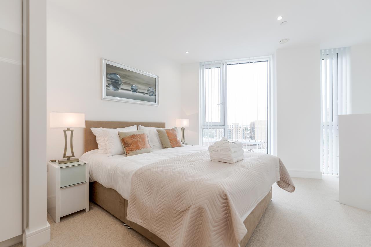 Luxury Stratford Apartment Londra Dış mekan fotoğraf