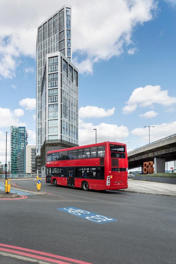 Luxury Stratford Apartment Londra Dış mekan fotoğraf